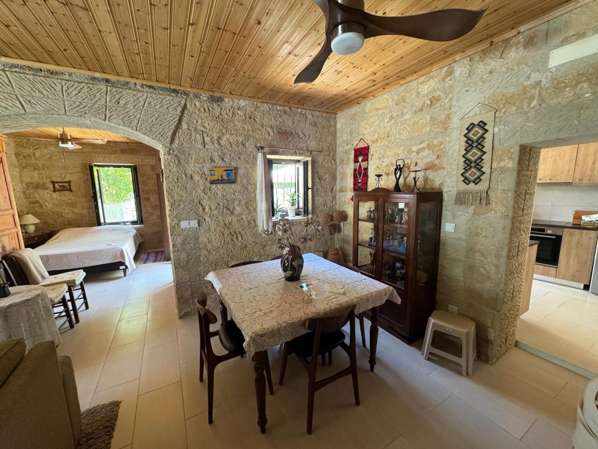 Cosy Piano Village In Pachna